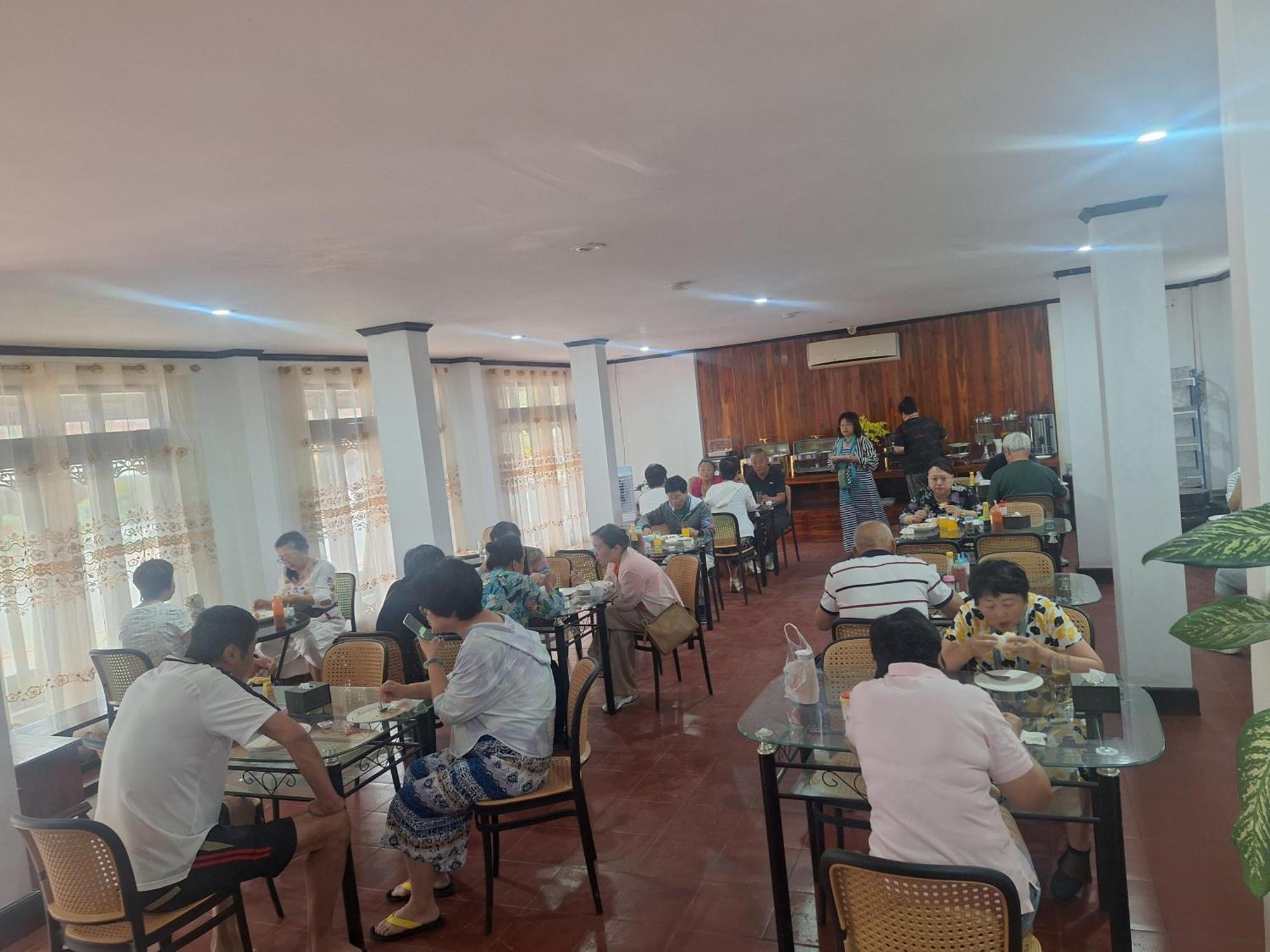 Luang Prabang Pavilion Hotel & Travel Dış mekan fotoğraf
